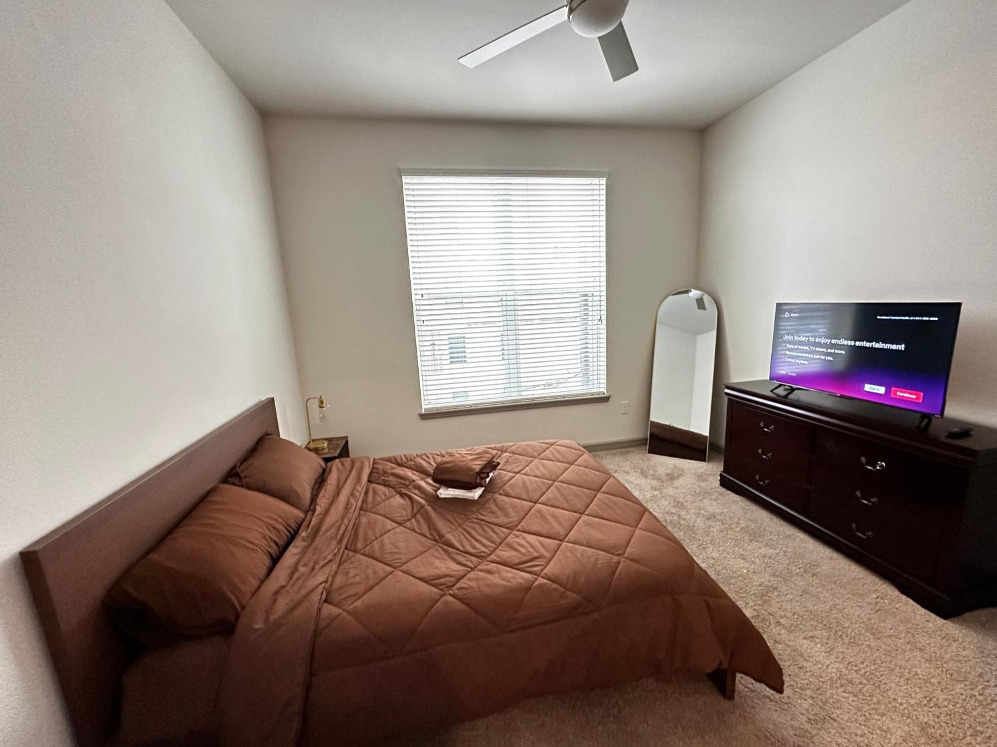 Downtown Houston Cozy Queen Suite ภายนอก รูปภาพ
